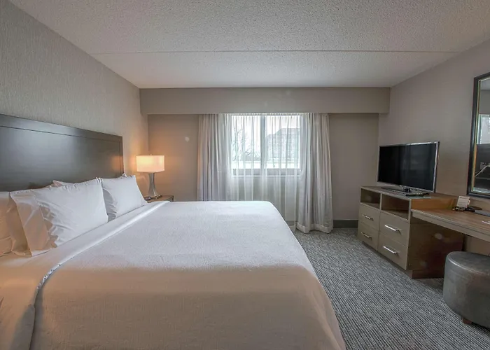 Hotel Embassy By Hilton Chicago Woodfield Schaumburg