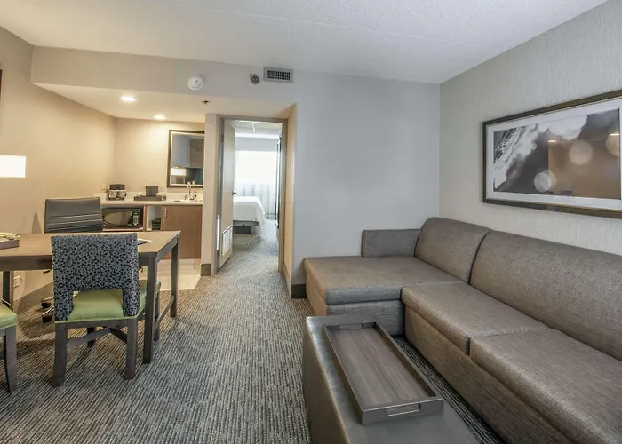 Embassy By Hilton Chicago Woodfield Hotel Schaumburg