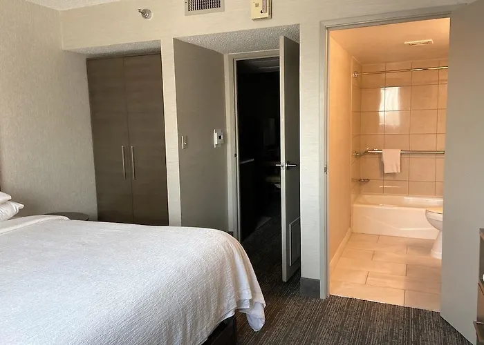 Embassy By Hilton Chicago Woodfield Hotel Schaumburg