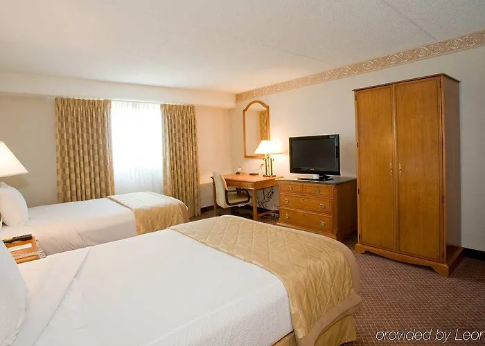 Embassy By Hilton Chicago Woodfield Schaumburg