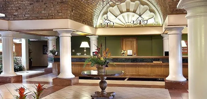 Embassy By Hilton Chicago Woodfield Hotel Schaumburg