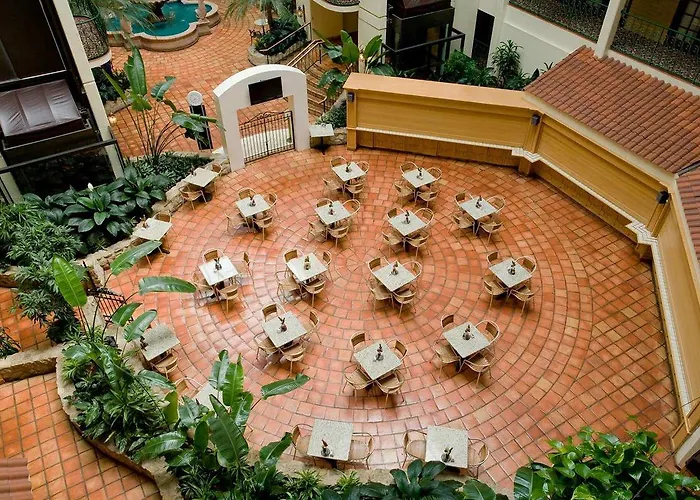 Hotel Embassy By Hilton Chicago Woodfield Schaumburg